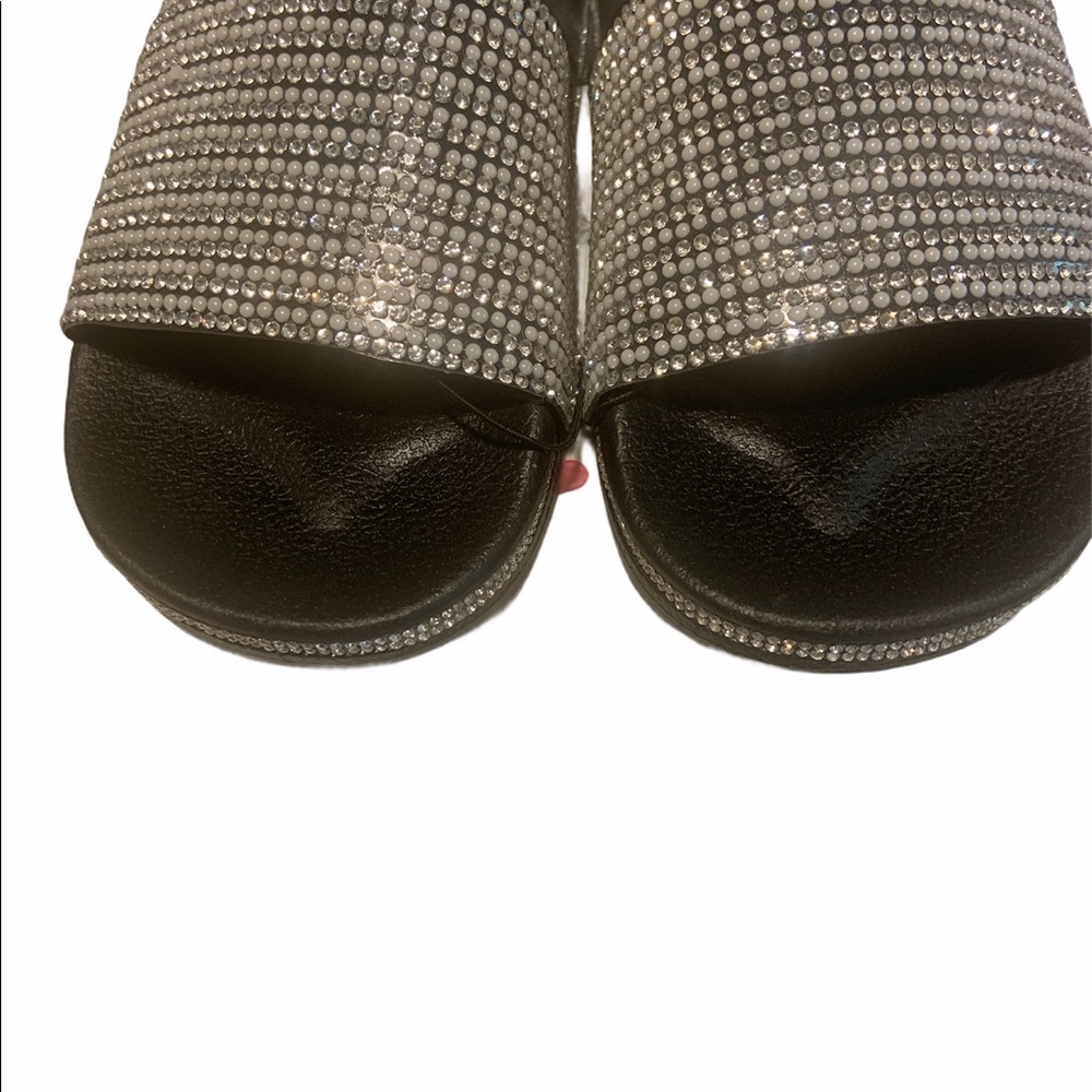 NWT Rhinestone and Pearl slides - Picture 2 of 6